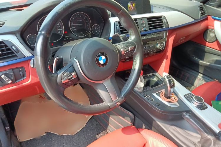 Used BMW 4 Series 2017 425i M Sport Package Steering Wheel