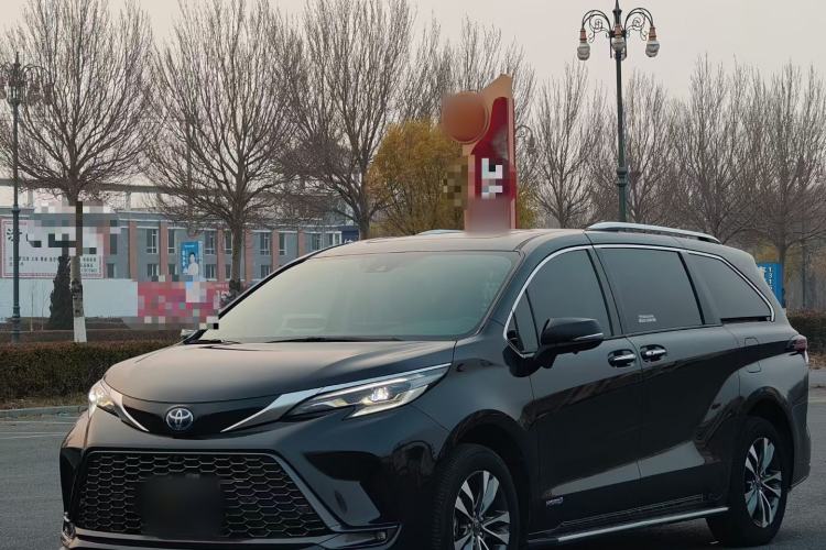 Used Toyota Granvia 2023 2.5L Hybrid Luxury Edition