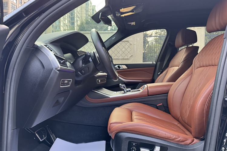 Used BMW X7 2019 xDrive40i Luxury M Sport Package
