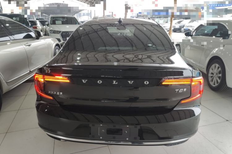 Used Volvo S90 New Energy 2025 Plug-in Hybrid Four-Wheel Drive Long-Range Zhiyi Luxury Edition
