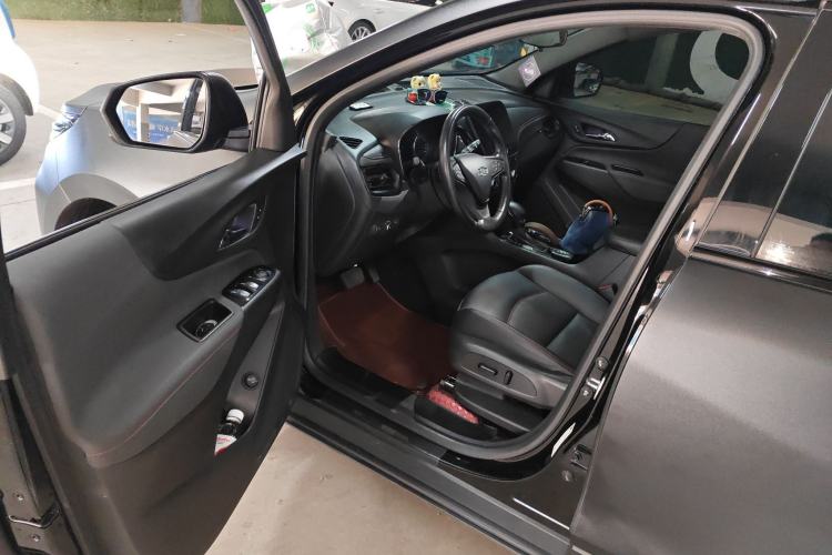 Used Chevrolet Equinox 2022 Mild Hybrid 550T RS Smart Boundary-Setting Edition Driver Seat