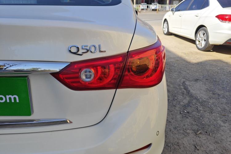 Used Infiniti Q50L 2016 2.0T Comfort Edition
