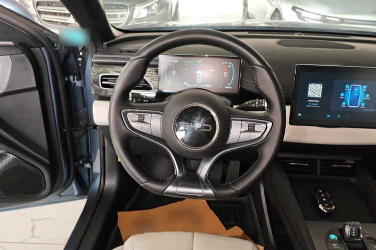 Used BYD Seal 06 New Energy 2024 DM-i 80KM Luxury Model Steering Wheel