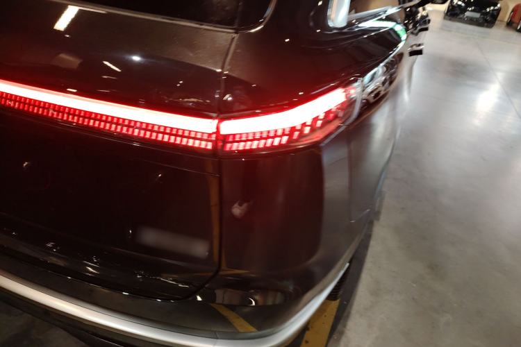 Used ONVO Luxeed L90 2025 Model—Max Six-Seater Version
