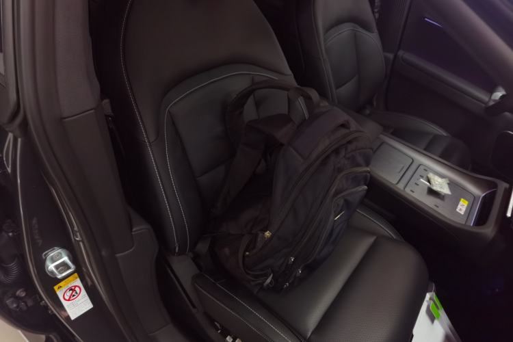 Used Avatr 12 2025 Updated Ultra All-Electric Four-Wheel Drive Right Front Seat