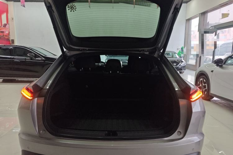 Used ONVO L60 2024 60 kWh Rear-Drive Version
