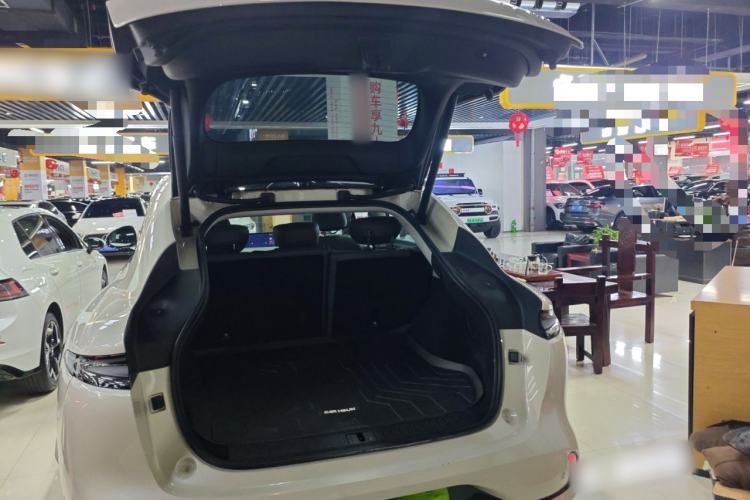 Used IM LS6 2023 Max Standard Edition Trunk