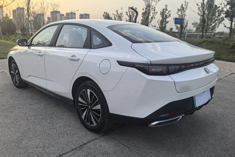 Used CHANGAN Eado PHEV 2025 Smart New Blue Whale 145KM High-Energy Edition Exterior 6