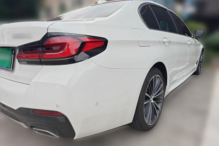 Used BMW 5 Series 2021 Facelifted 530Li Leading Edition M Sport Package Rear Right 45 Deg