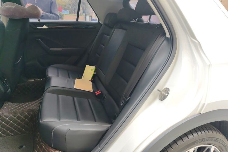 Used Volkswagen T-ROC 2021 280TSI DSG Two-Wheel Drive Comfort Connect Edition Left Rear Seat