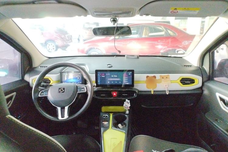 Used SOL E10X 2021 302 km Range Fashion Edition 31.4 kWh