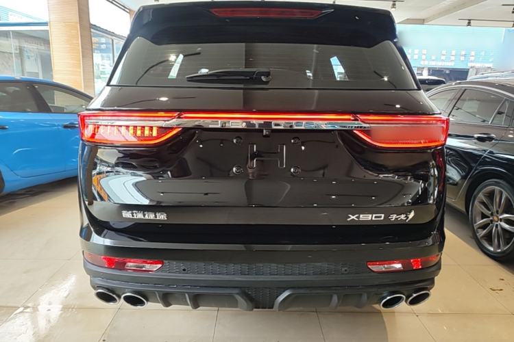 Used JETOUR X90 2023 Zilong 2.0T DCT Changsheng Edition 5-seater
