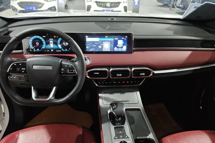 Used JETOUR X70 PLUS 2024 Champion Edition 1.5T DCT Champion MAX 5-Seater
