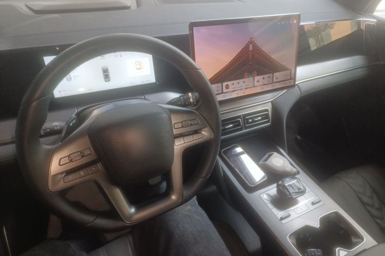 Used BYD Song L DM-i 2025 Intelligent Driving Version 112 km Beyond-Range Type
