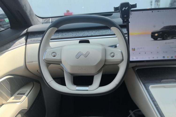 Used ONVO Luxeed L90 