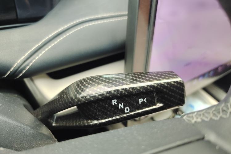 Used Xiaomi Auto SU7 2024 Four-Wheel Drive Ultra-Long Range Advanced Intelligent Driving Max Edition
