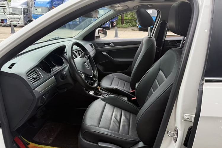 Used Volkswagen Lavida 2017 1.6L Automatic Comfort Edition