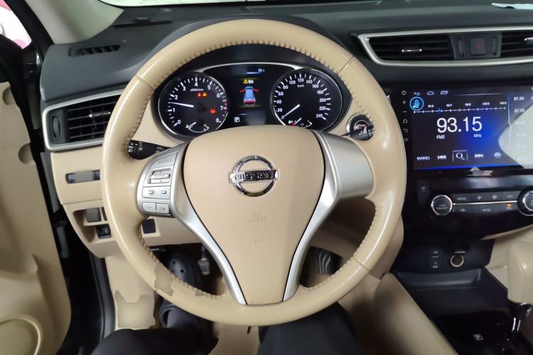 Used Nissan X-Trail 2014 2.0L CVT Comfort Edition 2WD
