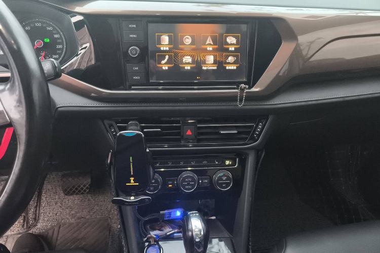 Used Volkswagen Tharu 2019 280TSI Two-Wheel Drive Luxury Version China VI Standard