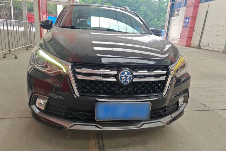 Used Venucia T70 2018 2.0L CVT Smart Enjoyment Version
