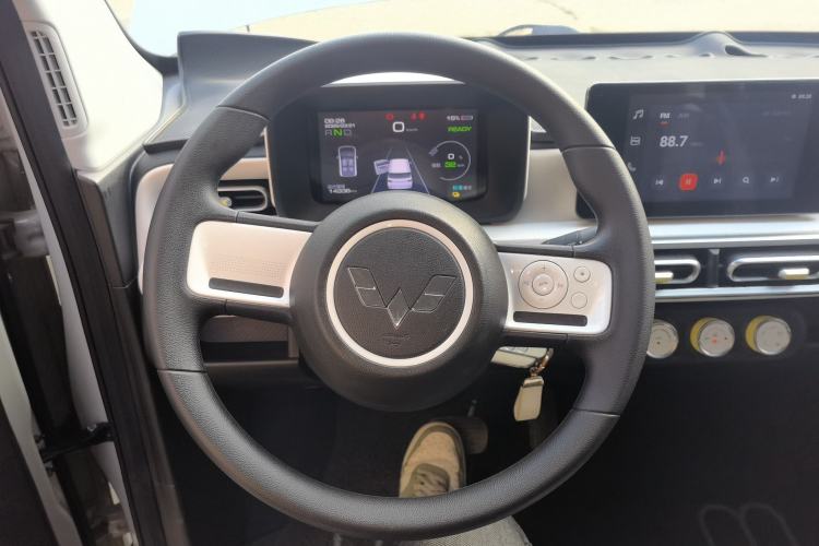 Used Wuling Hongguang MINIEV 2024 3rd Generation 215km Advanced Version Steering Wheel