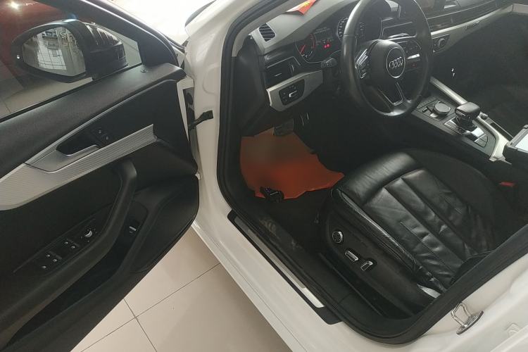 Used Audi A4L 2017 40 TFSI Fashion Model
