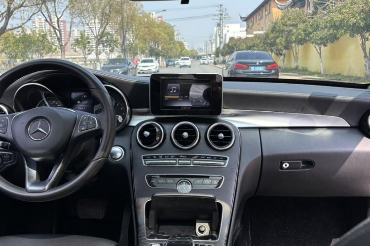 Used Mercedes-Benz C-Class 2015 C 200 L Sport Edition
