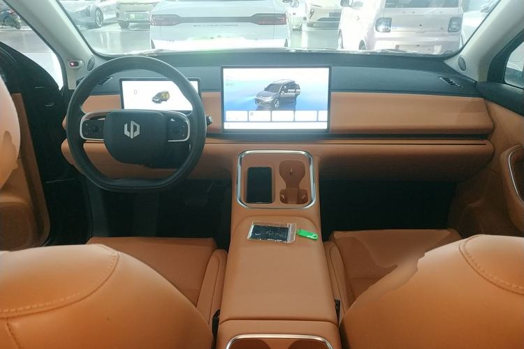 Used Leapmotor C16 2026 Extended-Range 280 LiDAR Zhizun Edition 6 Seats