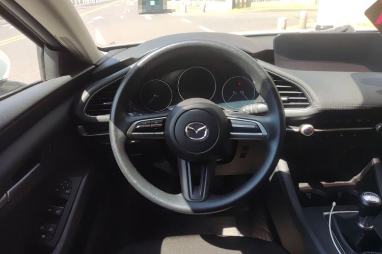 Used Mazda 3 Axela 2022 1.5L Manual ZhiMei Edition
