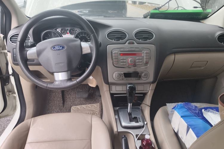 Used Ford Focus 2013 Hatchback Classic 1.8L Automatic Fashion Edition