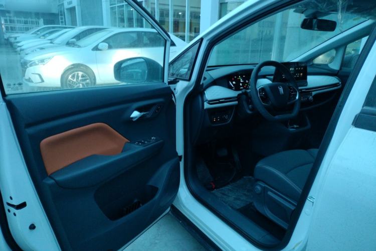 Used Bestune NAT 2022 Comfortable Travel Battery-Swap Version 100kW 414km