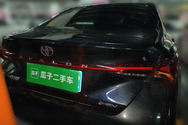 Used Toyota Avalon 2024 Dual-Motor 2.0L Luxury Edition Rear