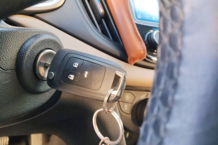 Used Chevrolet Monza 2021 320 Automatic Enjoyment Sunroof Edition