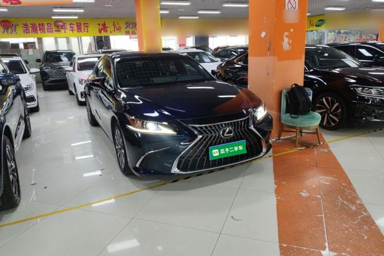 Used Lexus ES 2022 200 Excellence Edition