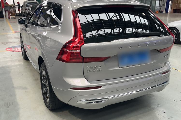 Used Volvo XC60 2022 B5 4x4 Zhiyi Luxury Edition