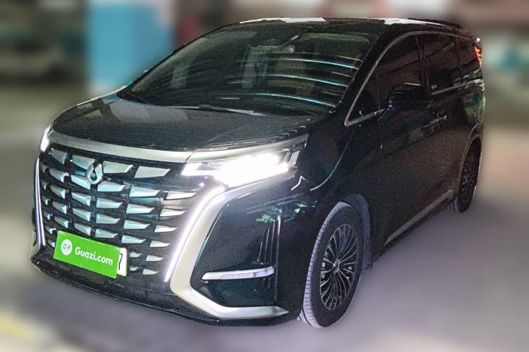 Used Denza D9 2024 DM-i 1050 Luxury Model