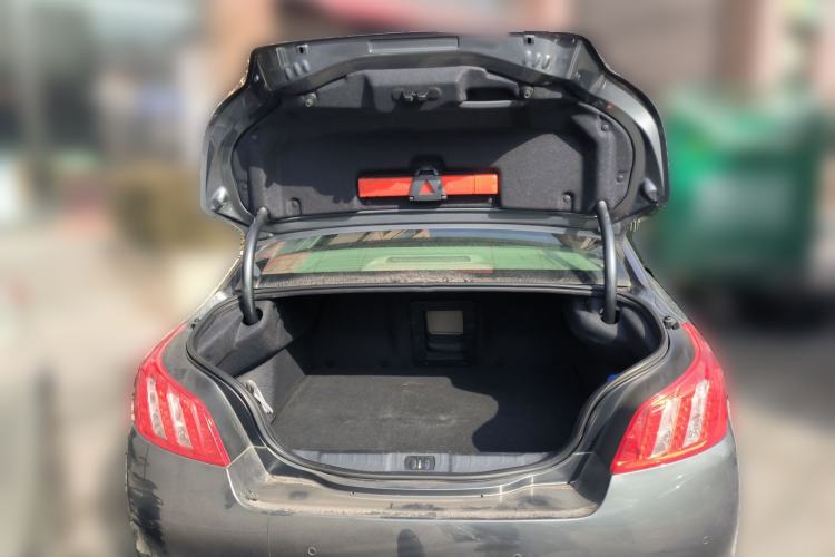 Used Peugeot 508 2011 2.3L Automatic Flagship Edition
