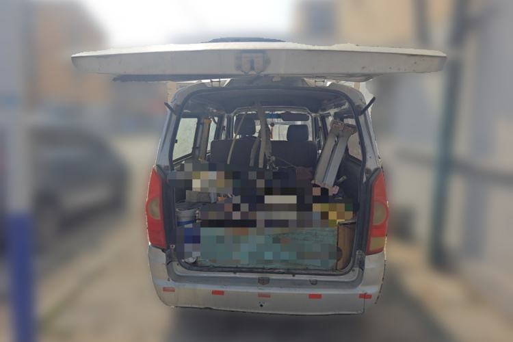 Used BAIC Weiwang 306 2011 1.3L Comfort version 7 seats
