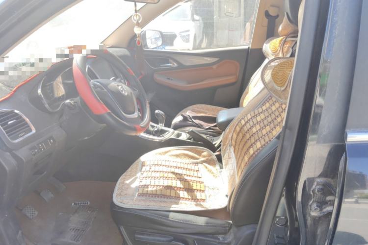 Used Baojun 560 2015 1.8L Manual Elite Edition Left Front Seat