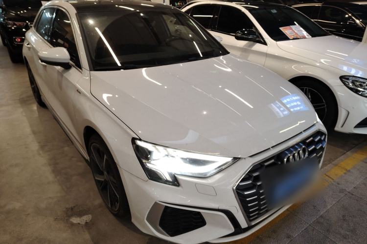 Used Audi A3 2022 Sportback 35 TFSI Fashionable Sports Model Front Right 45 Deg
