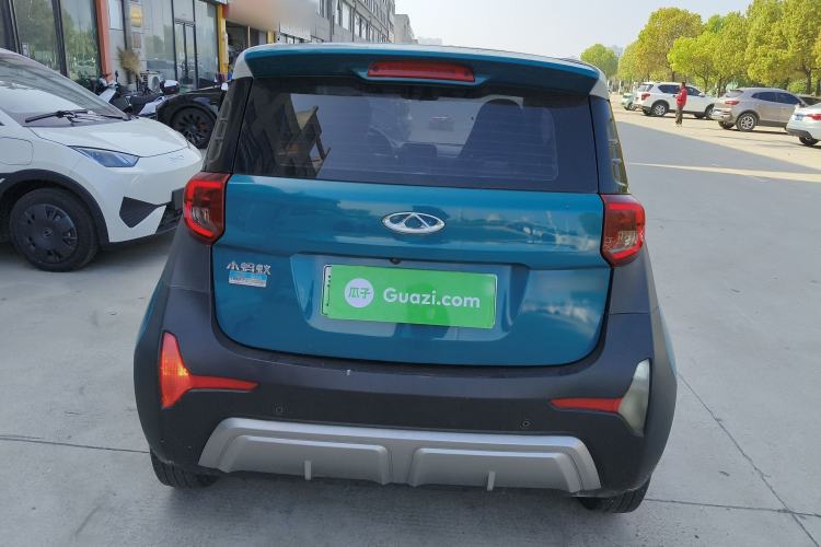 Used Chery Little Ant 2022 Revised Version Sweet Pink Edition Half-Sugar Version Lithium Iron Phosphate 30.7 kWh 30 kW 301 km Rear