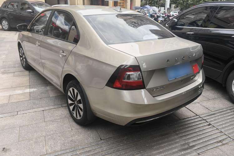 Used Skoda Rapid 2019 1.5L Automatic Standard Edition
