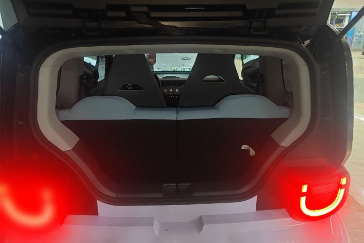 Used Chery QQ Ice Cream 2024 170km Sundae Trunk