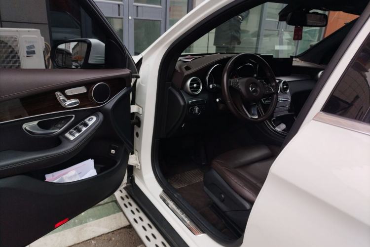 Used Mercedes-Benz GLC 2019 GLC 260 4MATIC Dynamic Edition
