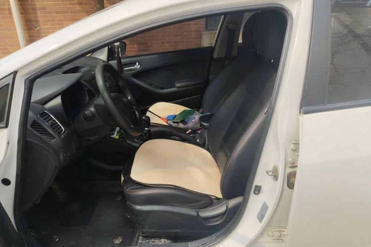 Used Kia K3 2015 1.6L Manual GL
