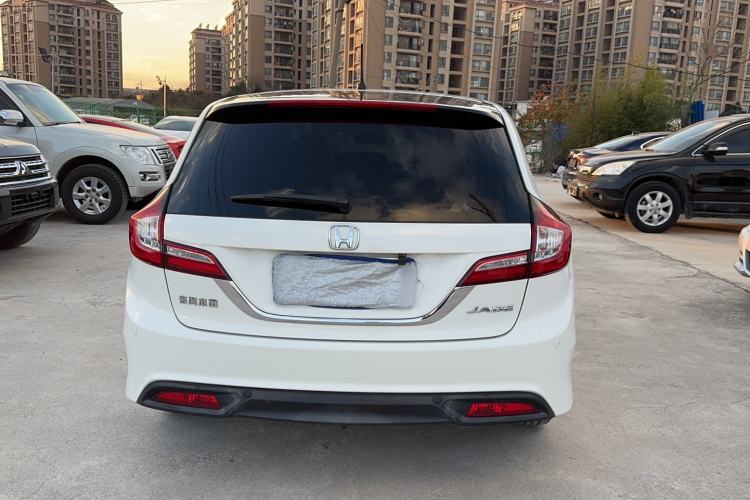 Used Honda Jade 2016 1.8L Automatic Comfort Version 5 Seats
