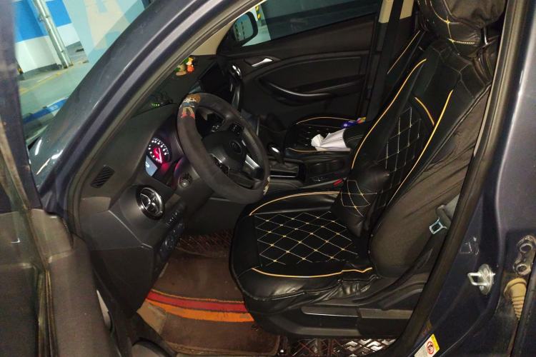 Used BYD Song 2021 Classic Edition 1.5T Automatic Elite Model Left Front Seat