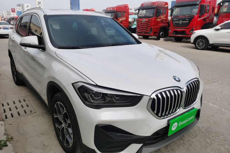 Used BMW X1 2022 sDrive25Li Leading Model Front Right 45 Deg