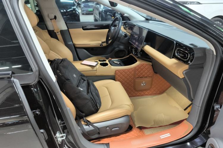 Used Leapmotor C01 2024 Range-Extended 316 Deluxe Edition
