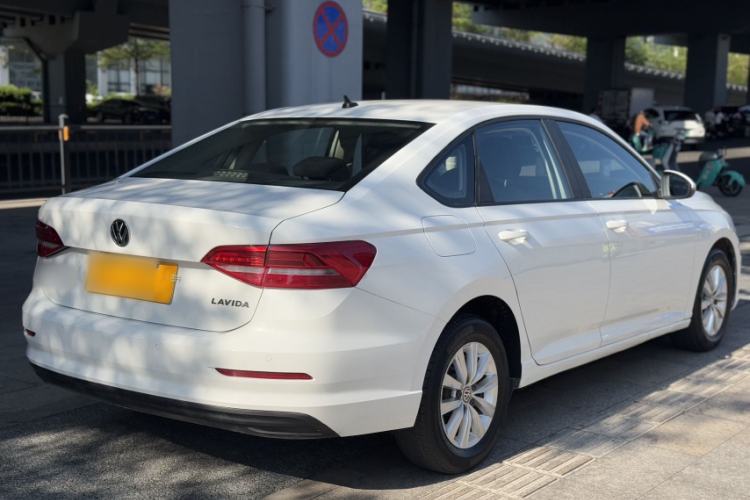 Used Volkswagen Lavida 2019 1.5L Automatic Fashion Edition China VI
